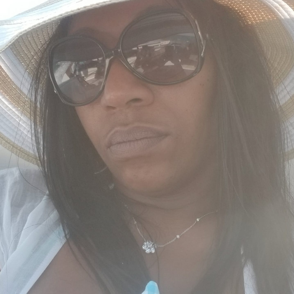 Meet your Posher, Jennez